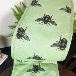 Darthome Limited Green Cotton Summer Bees Double Oven Glove 12 Darthome Limited Green Cotton Summer Bees Double Oven Glove -Decor Garden Shop IMG E7513