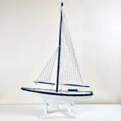 Darthome Limited White Sailing Yacht Collectable Model Ornament 66cm