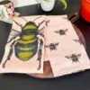 Darthome Limited 2x Pink Summer Bee Tea Towels