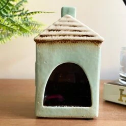 Darthome Limited Ceramic Blue House Tealight Holder -Decor Garden Shop IMG E7719