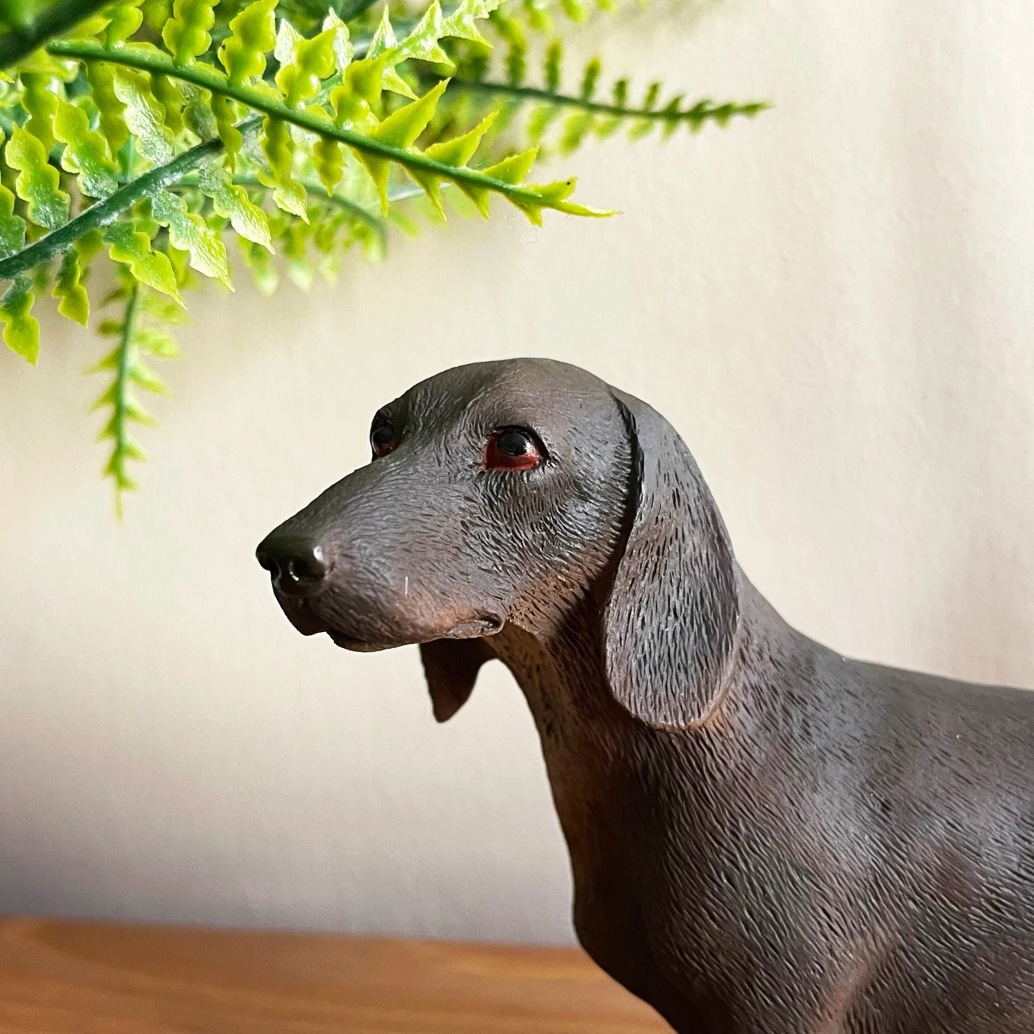 Darthome Limited Chocolate Brown Sausage Dog Ornament 2 Darthome Limited Chocolate Brown Sausage Dog Ornament - Image 2