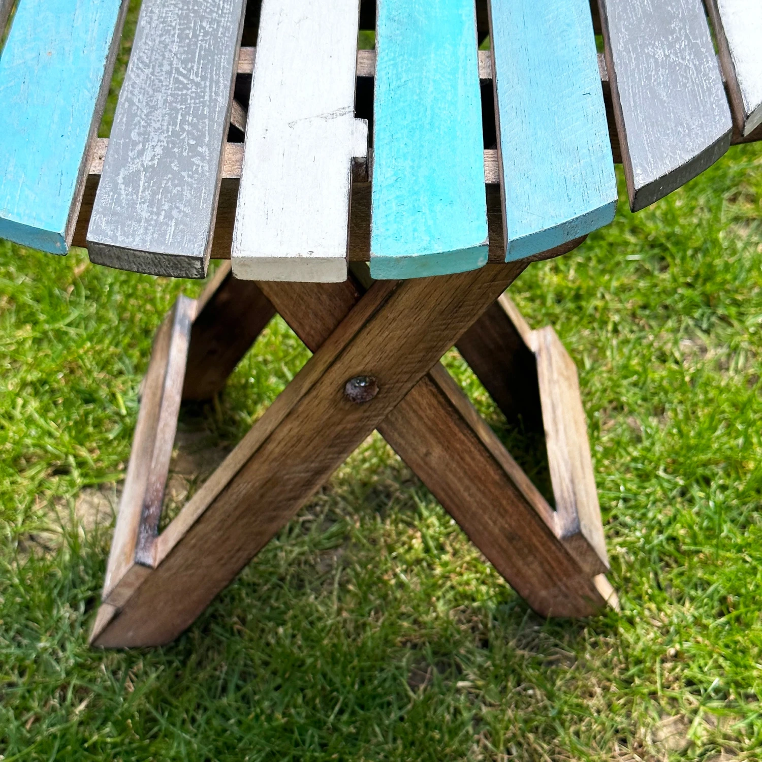 Darthome Limited Wooden Folding Fish Table 3 Darthome Limited Wooden Folding Fish Table - Image 3