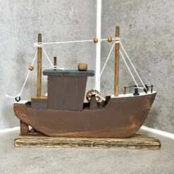 Darthome Limited Wooden Trawler Ornament 7 Darthome Limited Wooden Trawler Ornament -Decor Garden Shop IMG E7830