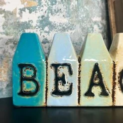 Darthome Limited Ceramic Beach Hut Bud Vase -Decor Garden Shop IMG E8156 editedQ
