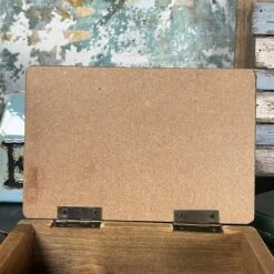 Darthome Limited Rustic Puffin Trinket Box 12 Darthome Limited Rustic Puffin Trinket Box -Decor Garden Shop IMG E8173 editedAH