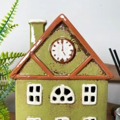Darthome Limited Green Clock Tower House Candle Holder -Decor Garden Shop IMG E8234