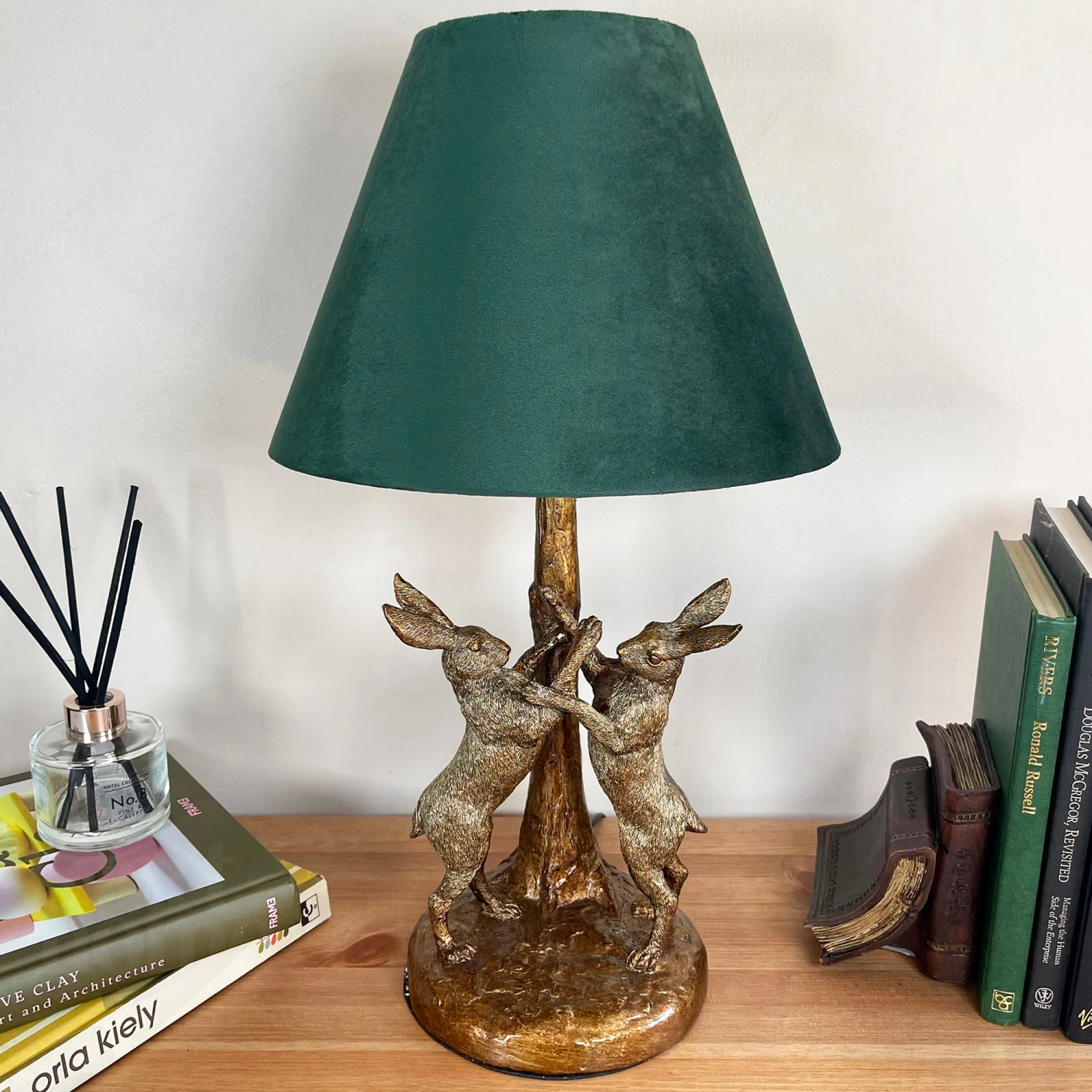 Darthome Limited Gold Marching Hares Lamp With Green Velvet Shade 2 Darthome Limited Gold Marching Hares Lamp With Green Velvet Shade - Image 2