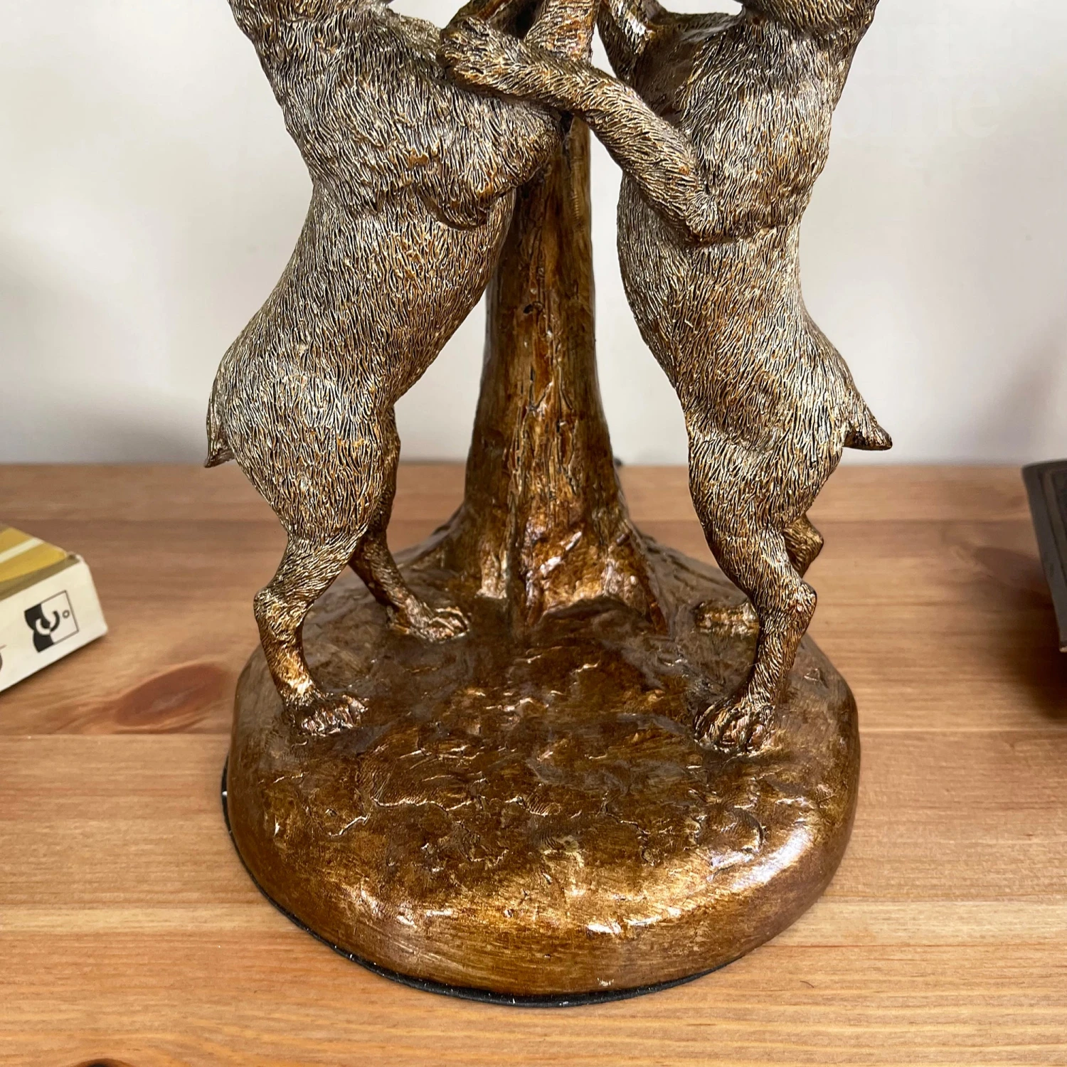 Darthome Limited Gold Marching Hares Lamp With Green Velvet Shade 4 Darthome Limited Gold Marching Hares Lamp With Green Velvet Shade - Image 4