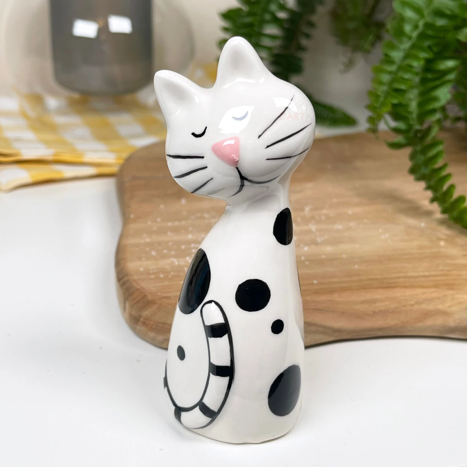 Darthome Limited Ceramic Black & White Cat Salt And Pepper Shakers Set 5 Darthome Limited Ceramic Black & White Cat Salt And Pepper Shakers Set - Image 5