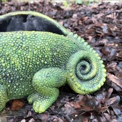 Darthome Limited Cement Green Chameleon Planter -Decor Garden Shop IMG E9358