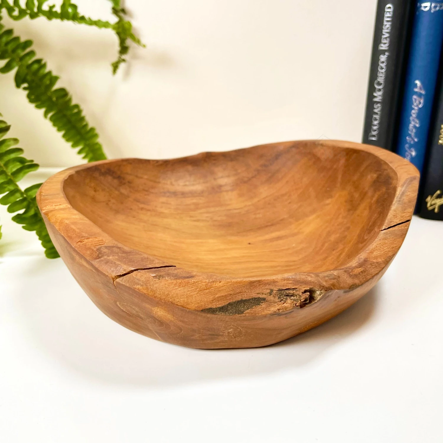 Darthome Limited Round Teak Root Wood Bowl 18cm 1 Darthome Limited Round Teak Root Wood Bowl 18cm