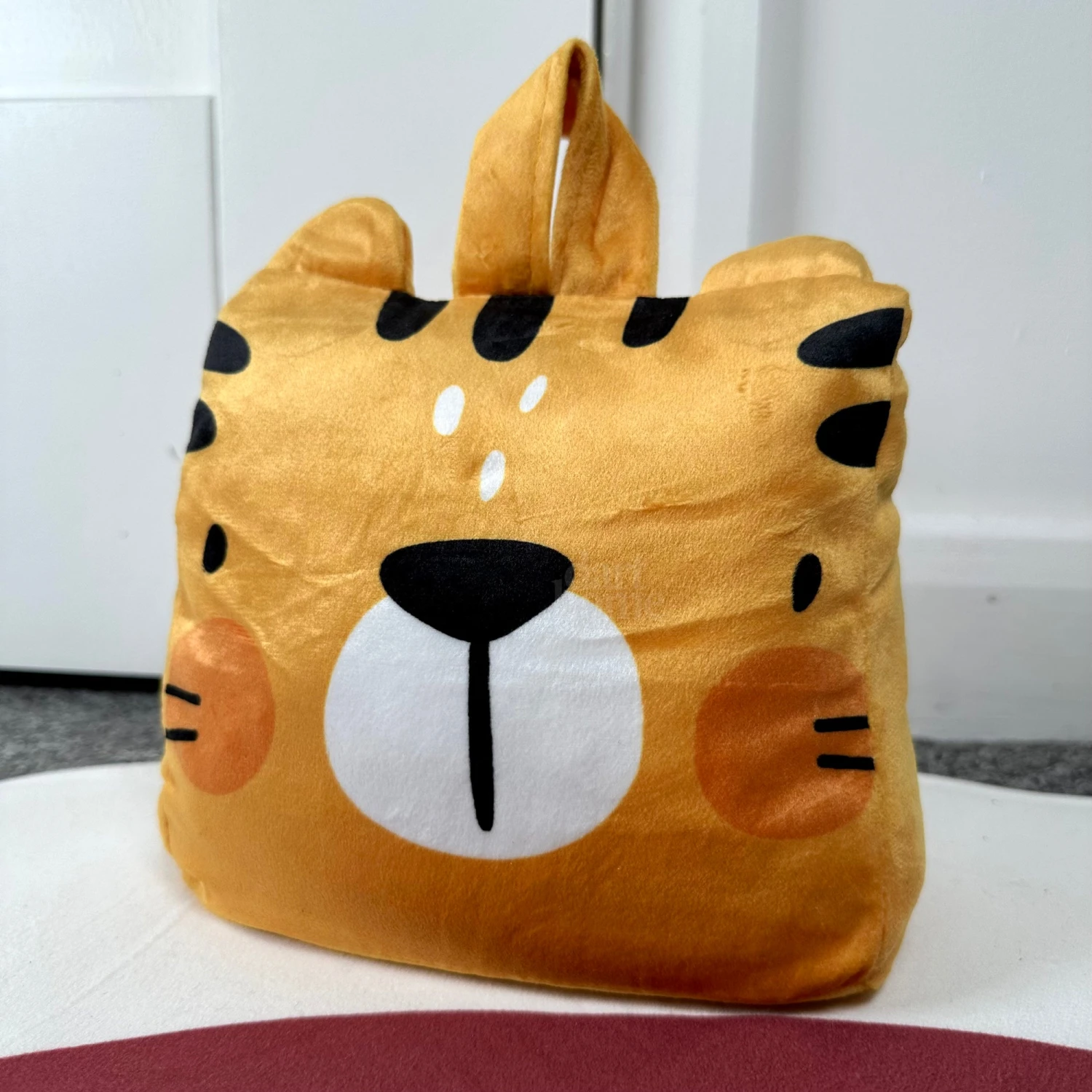Darthome Limited Plush Tiger Head Door Stop 1 Darthome Limited Plush Tiger Head Door Stop