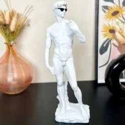 Darthome Limited White Cool David Michelangelo Ornament