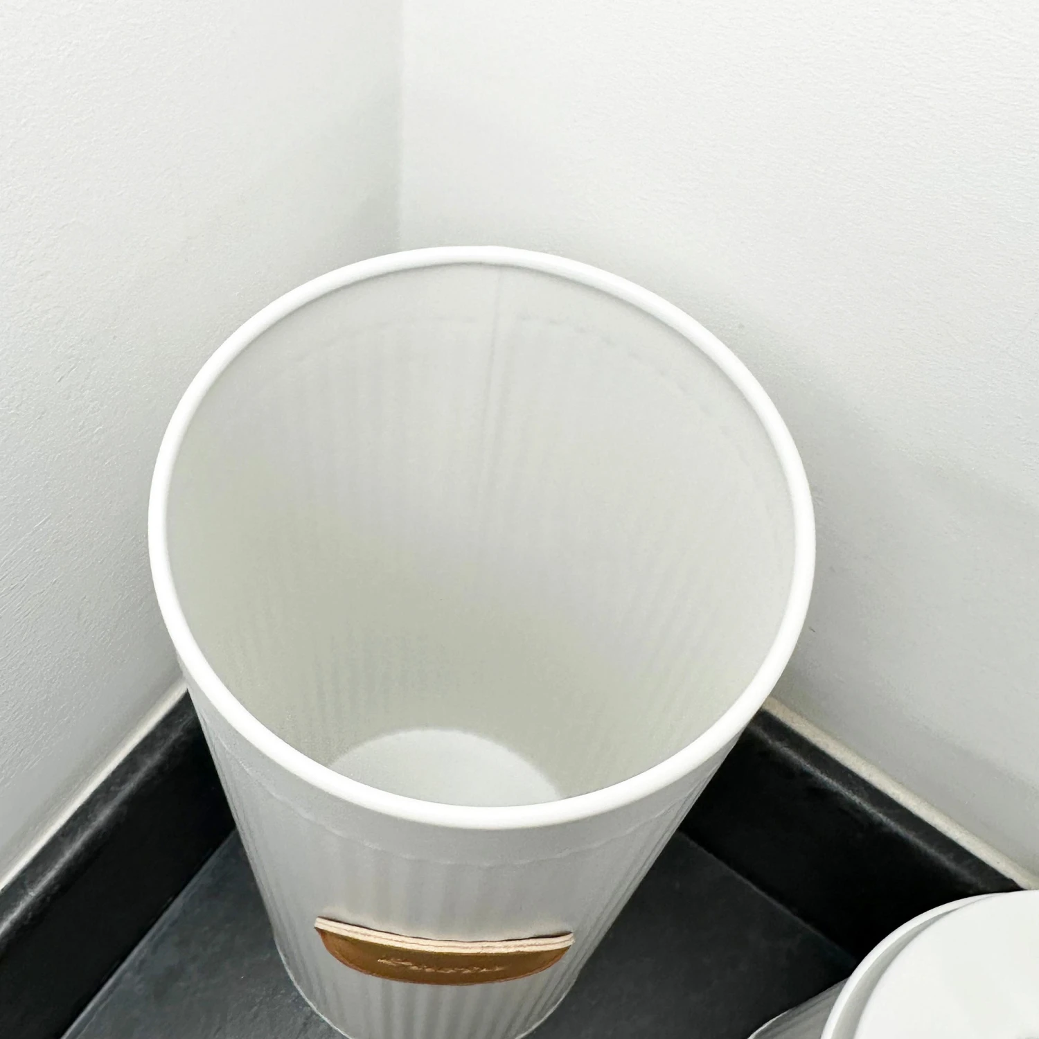 Darthome Limited White Ribbed Pasta Jar With Lid 5 Darthome Limited White Ribbed Pasta Jar With Lid - Image 5