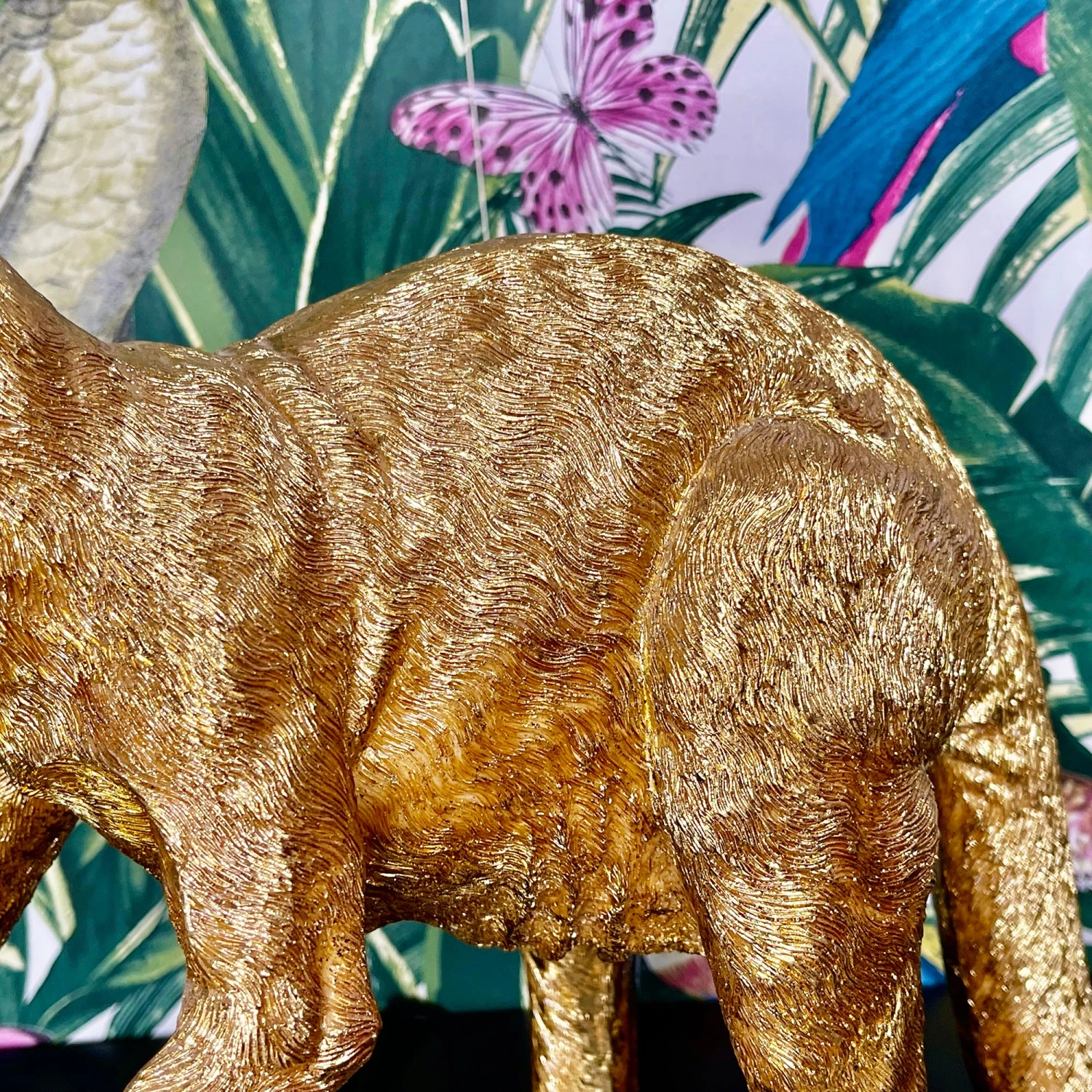 Darthome Limited Gold Kangaroo Table Lamp 6 Darthome Limited Gold Kangaroo Table Lamp - Image 6