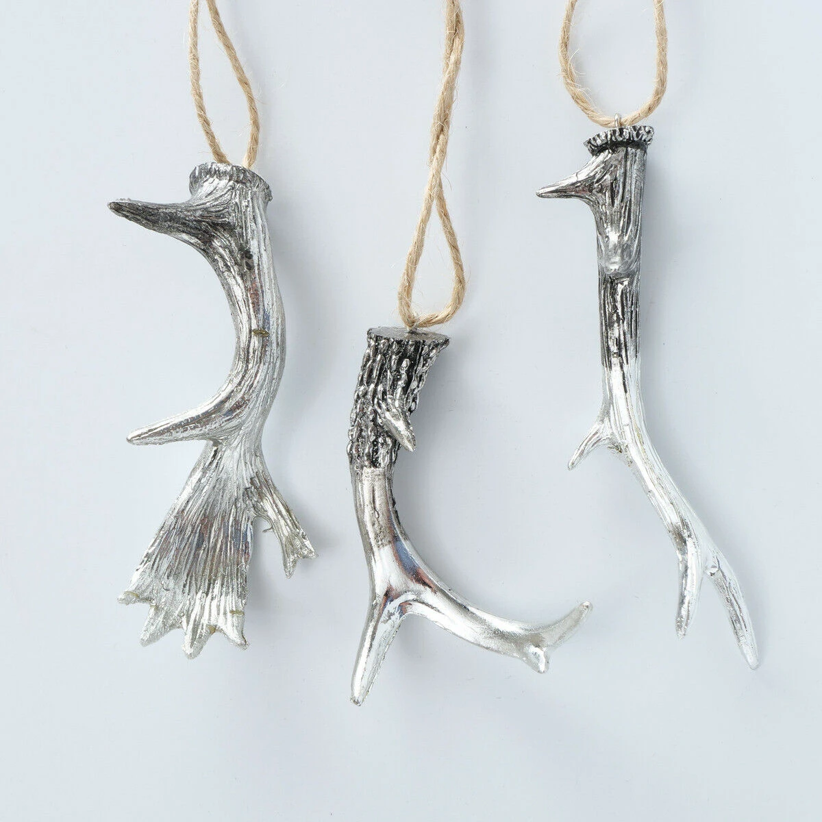 Darthome Limited 3x Silver Resin Stag Antlers Home Decorative Pendants 12cm 1 Darthome Limited 3x Silver Resin Stag Antlers Home Decorative Pendants 12cm